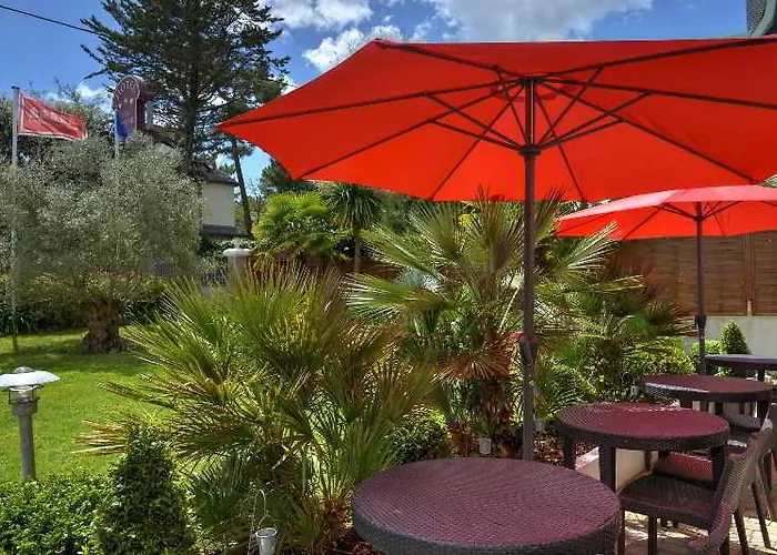 Отель Cap D'ail